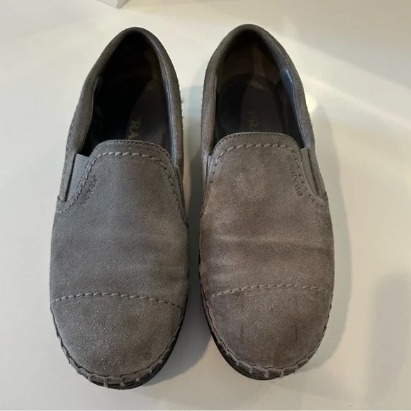 Prada slip on espadrille platform loafer. - Picture 3 of 5